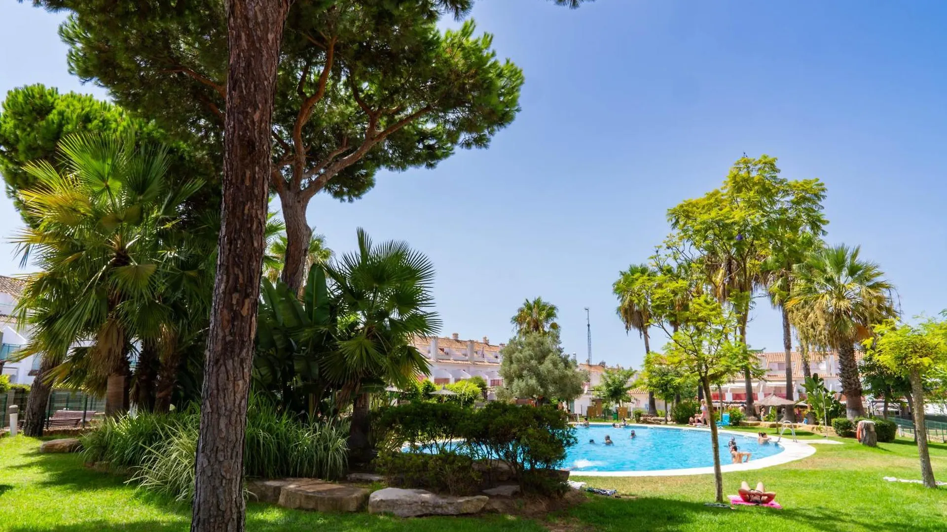 Casa De Lujo En La Playa Frente Al Campo De Golf Villa El Portil Spain
